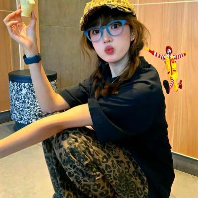 铁汉艳娘